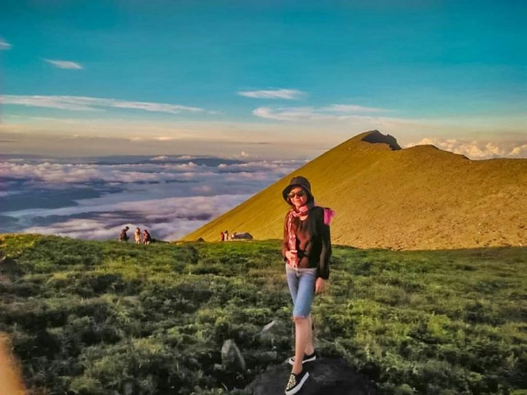 5 Gunung  di Maluku Utara yang Layak Kamu Daki BeritaGesit